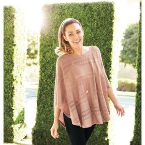 NWOT Lauren Conrad Bow Sweater Poncho